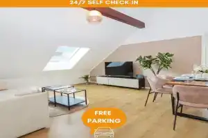 AT WEINMEISTER - Perfekt für 5 Apartments, Bielefeld