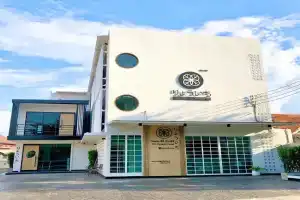 PG Ryoichi Hotel, Ban Du