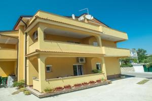 Apartments with parking space, Rab - 23156, Lopar