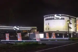 Hotel S, Nara