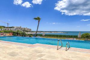 Hanami El Coral Beach Apartments, Estepona