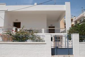 Petra Casa, Sitia