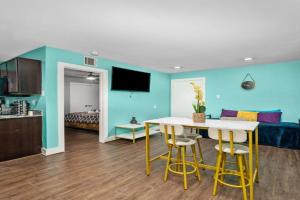 1BR Apt with Fully Equipped Kitchen Close to Major Attractions Apartments, Houston