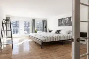 Le Relax fraichement renové au coeur de québec Apartments, Levis