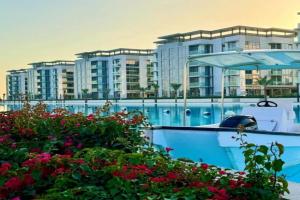 Residences 29 - Divine Beachfront One Bedroom, Dubai