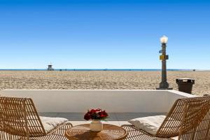 1628 West Oceanfront Oasis 1,2,3 Apartments, Newport Beach