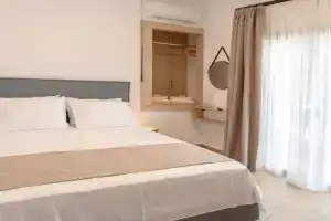 Casa Verano, Ierissos