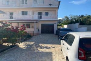 Apartments with parking space Preko, Ugljan - 23327, Oltre