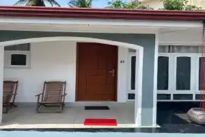Golden Mangrove - Close to Airport and Beach Guest house, Negombo