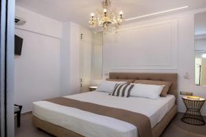 Cherry Central Luxury Suites, Chania Town