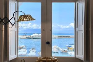 Casa Marina, Capri Village