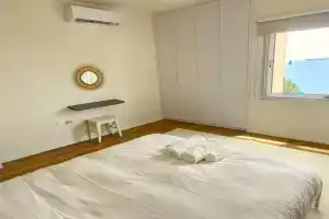 Molos Beachfront City-Centre Apartments, Limassol