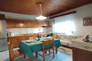 GIANNIS house 1, Iraklitsa