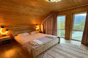 Power Place Guest house, Mezhgor'ye