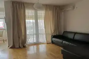 Light Apartment, Bar