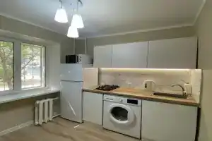 Cozy apartment in the center of on Sovetskaya Street, Bishkek