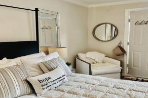 Beautiful Modern In-town Studio with Kitchenette, Telluride