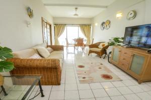 Nice Seaview Apartment with 2R1B, Port Dickson