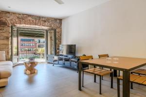 Flateli Ballesteries 15 Apartments, Girona