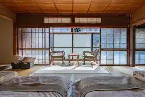 Takayama Stay Sakaki Apartments, Takayama