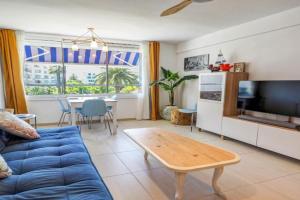 Balcis Apartment by Hello Homes, Sitges