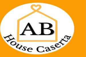AB House - Reggia di e Stazione Fs a cinque minuti in auto, Caserta