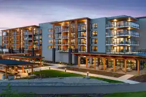 Naturally Pacific Resort, Campbell River