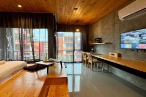Mira Naiharn, Minimalist Design & Mountain View at Relife Windy Apartments, Nai Harn