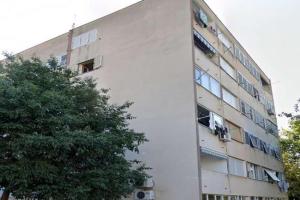 Apartments by the sea - 23419, Makarska