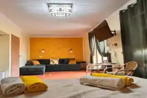Villa M, Rafailovici