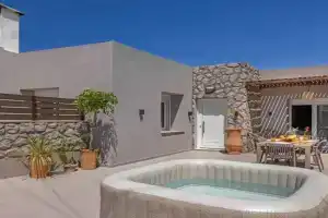 Casa di Marillia, Archangelos