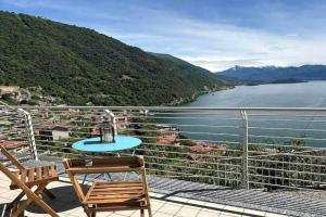 Aurora's Home Lake View Apt Apartments, Argegno