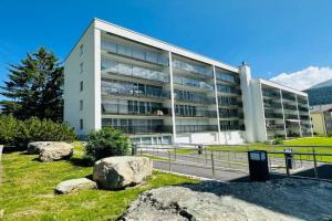 Apartment Nr-05 Haus Sursilvana by Interhome, Lenzerheide