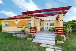 Holiday Home Violette by Interhome, Balatonkeresztur