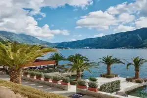 Villa Forza, Dobrota