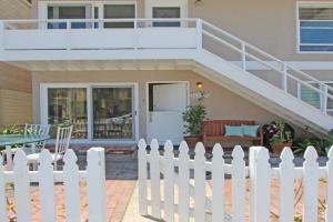 1009 W Bay Guest house, Newport Beach