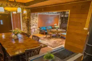 箱根シャレー コンビニ近く 海賊船に乗ろう 徒歩3分で富士山ビュー 箱根中心 Guest house, Hakone