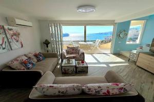 Luxury Diva Sea View Apartment, Bougainville Bay, Sarande