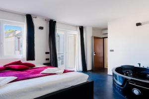 Suite Black and White Guest house, Otranto