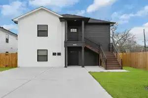 10 min from downtown, med center, galleria Guest house, Houston