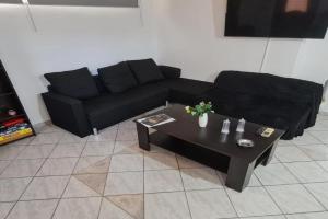 George modern flat near Airport-Expo-Sea Apartments, Artemida