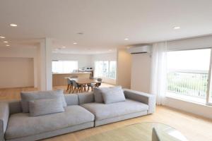 熱海の明るい家Saluton Guest house, Atami