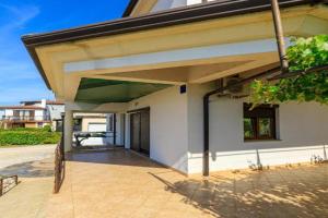 Studio Narcisa N2, Umag