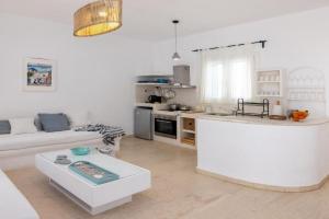 Cycladic Vibes Apartments, Tinos Town
