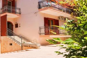 Casa Magnolia - INCANTO MEDITERRANEO vicino al MARE, Pulsano