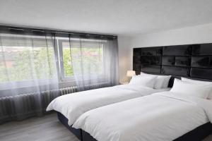Wohnung für 4 Personen nahe Frankfurt WLAN Küche Apartments, Offenbach