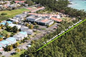 Beachfront Villa near Beach, Mont Choisy