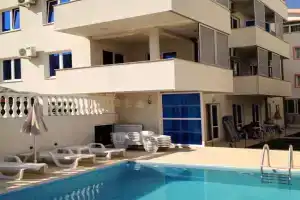 Biser Apartmani, Dobra-Voda