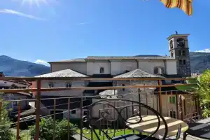Casa Guzzi e Lago, Mandello