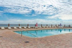 Oceanfront Oasis Apart-hotel, Daytona Beach